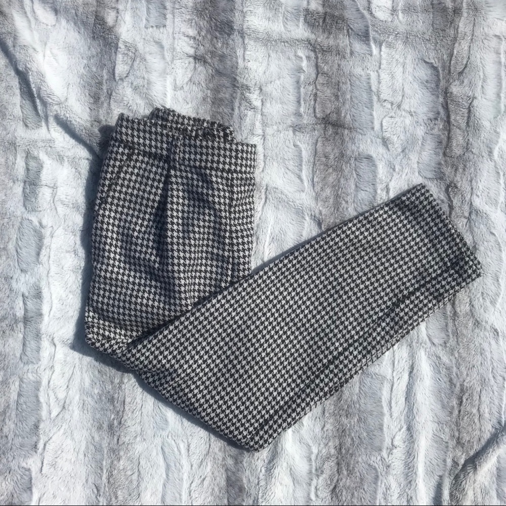 Patterned trousers